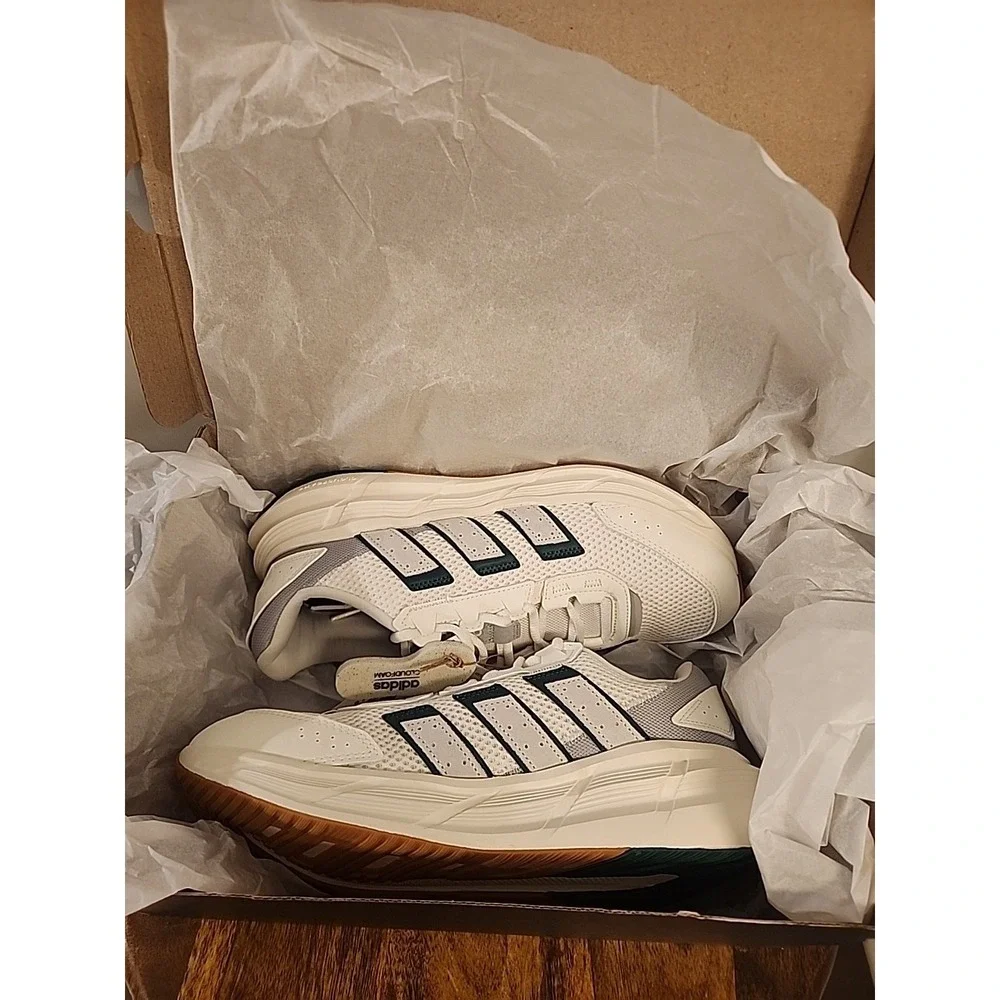 adidas Mens Astrastar Off White Collegiate Green Size 10.5 Cloud Foam NWT JQ6076 - Picture 7 of 7